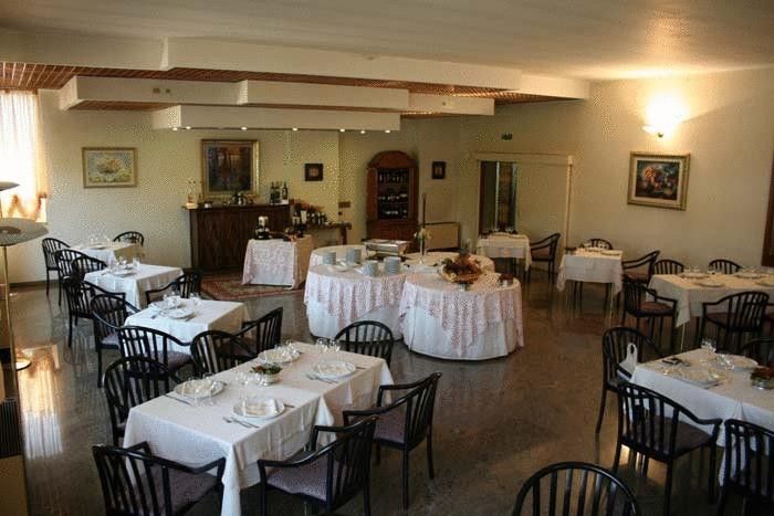 Itaca Hotel Barletta Extérieur photo